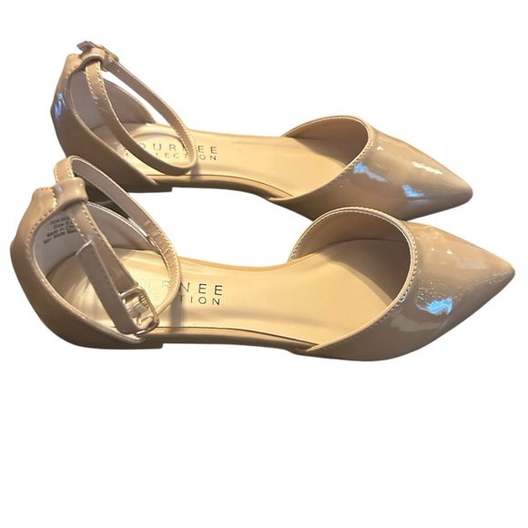 Journee Collection Reba Patent Taupe Ballet Flats Size 6.5 - Picture 5 of 10